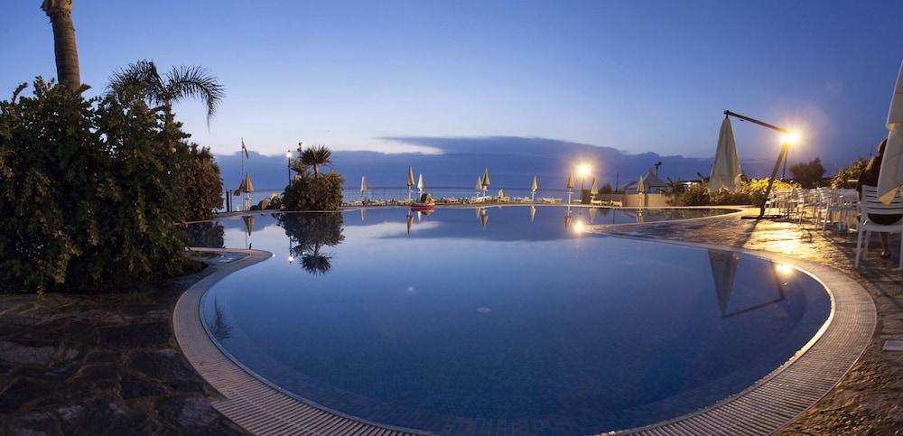 Bv Borgo Del Principe Hotel Zambrone Kültér fotó